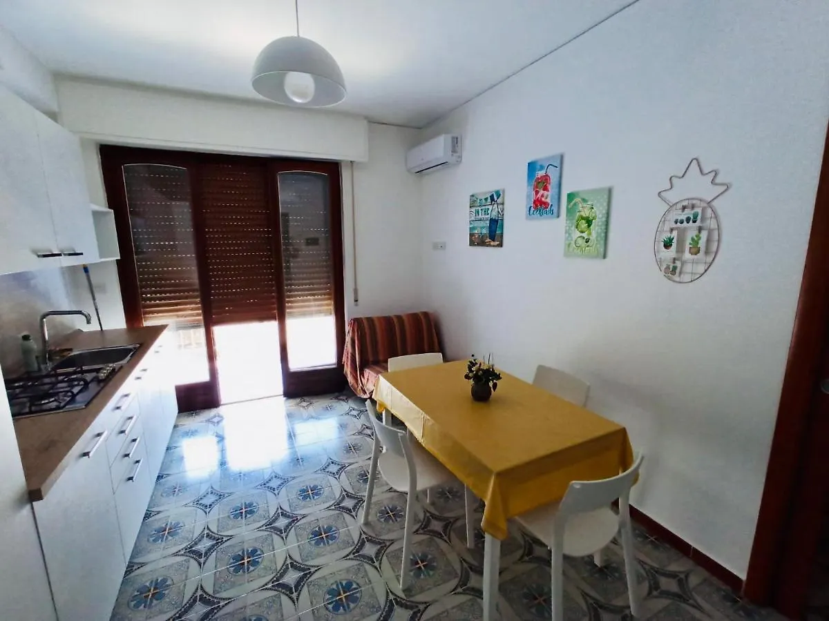 Mondello Valdesi Apartment Palermo 0*,