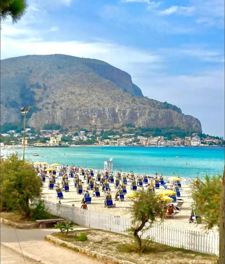 Mondello Valdesi Apartment Palermo 0*,  Italy
